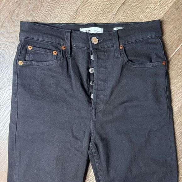 Re/Done | High Rise‎ Crop Button Fly Black Jeans - Picture 3 of 13